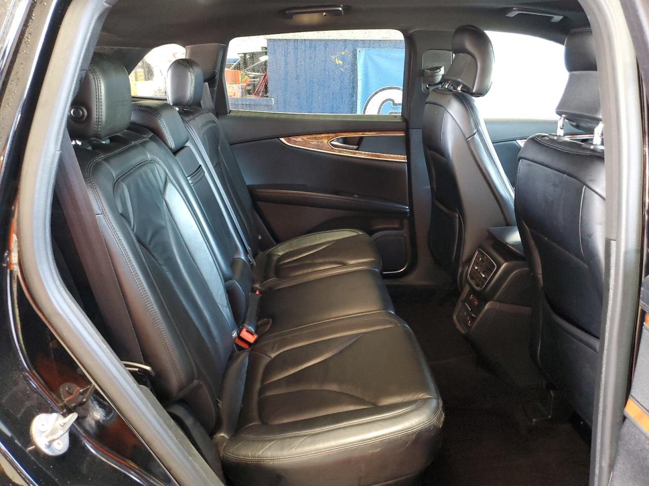 2017 Lincoln Mkx Select VIN: 2LMPJ8KR9HBL30624 Lot: 61845885