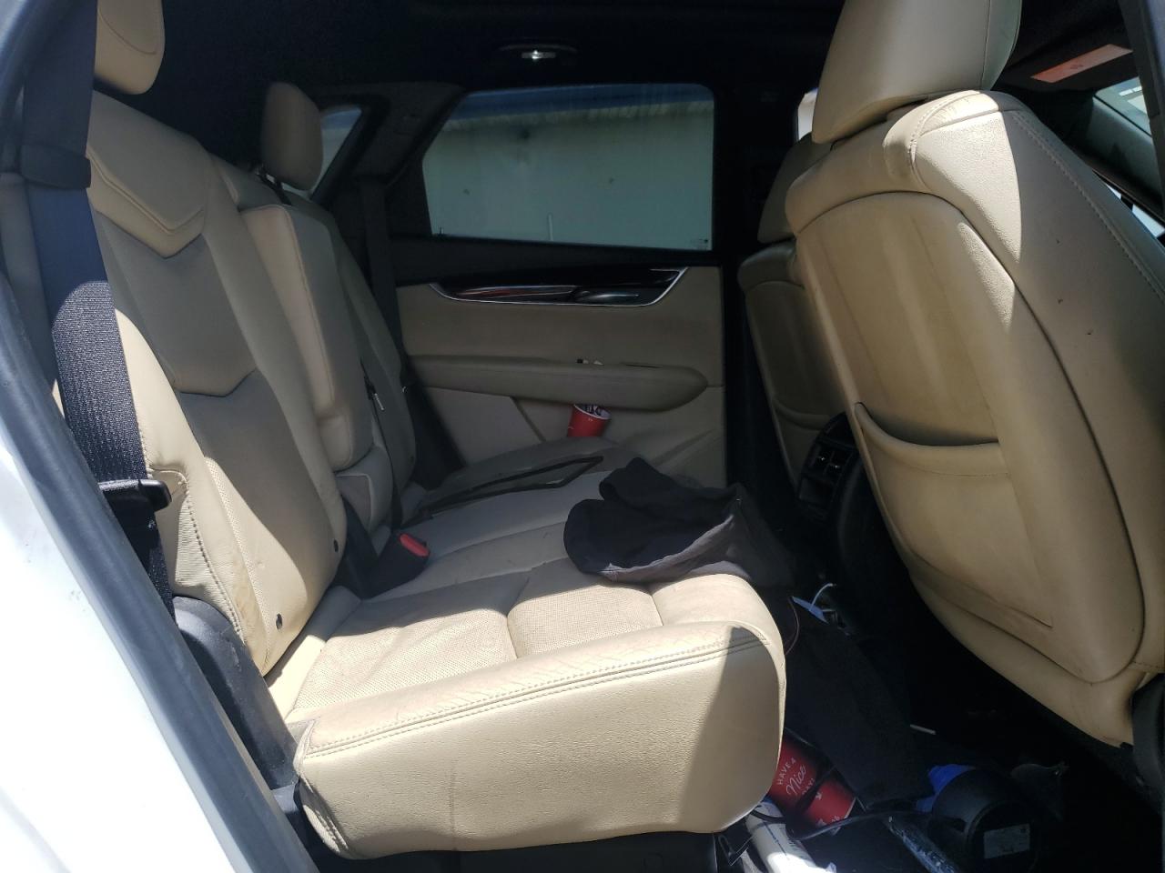 2017 Cadillac Xt5 Luxury VIN: 1GYKNBRS8HZ114050 Lot: 61893895