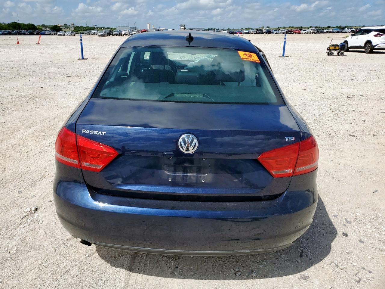 2015 Volkswagen Passat S VIN: 1VWAT7A38FC089012 Lot: 62365045