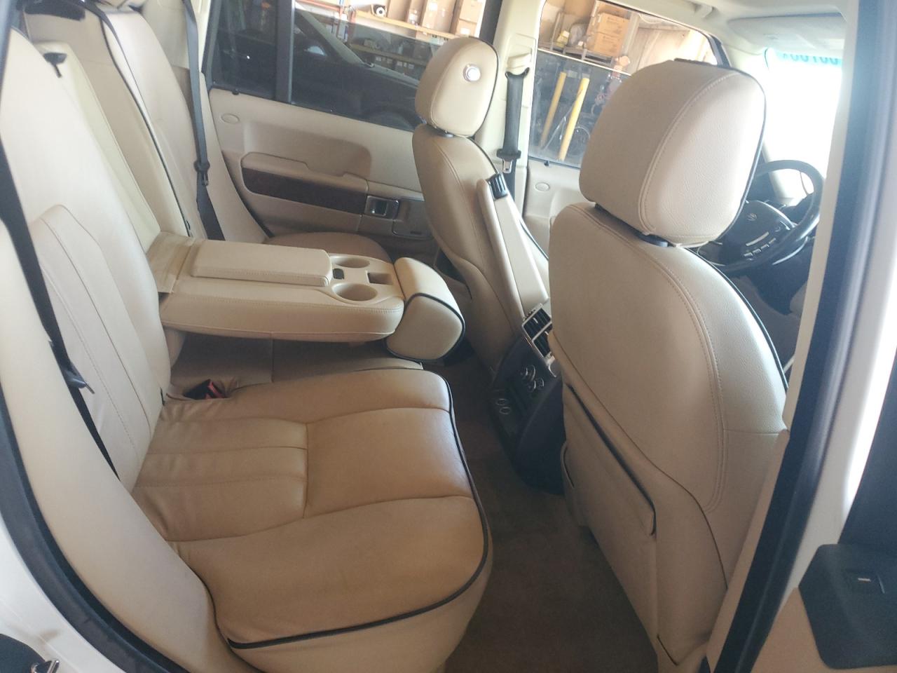 LAND ROVER RANGEROVER 2011 VIN SALME1D41BA342312 фото 10