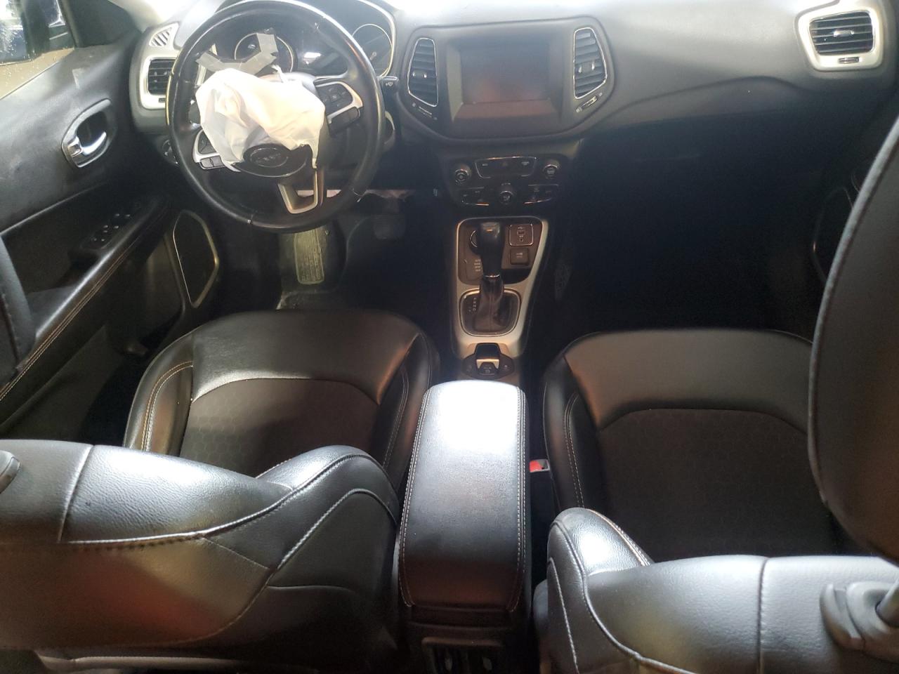 JEEP COMPASS 2020 VIN 3C4NJDBB9LT100551 фото 8