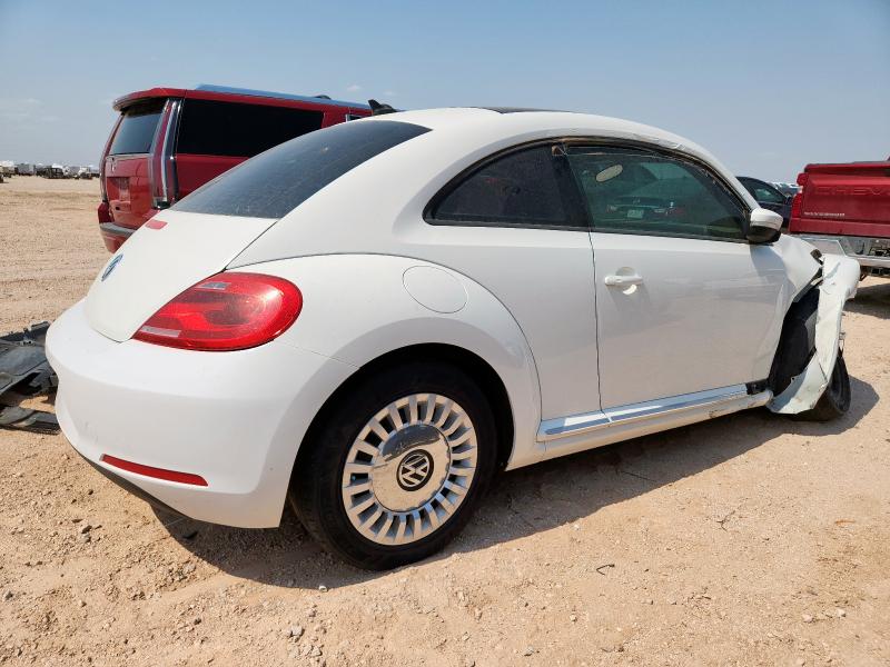Hatchbacks VOLKSWAGEN BEETLE 2013 White