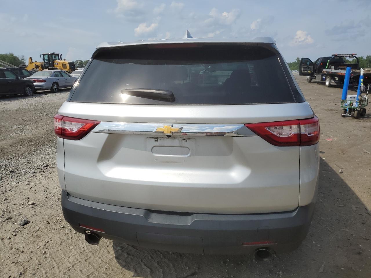2019 Chevrolet Traverse Ls VIN: 1GNERFKW3KJ245590 Lot: 63190865