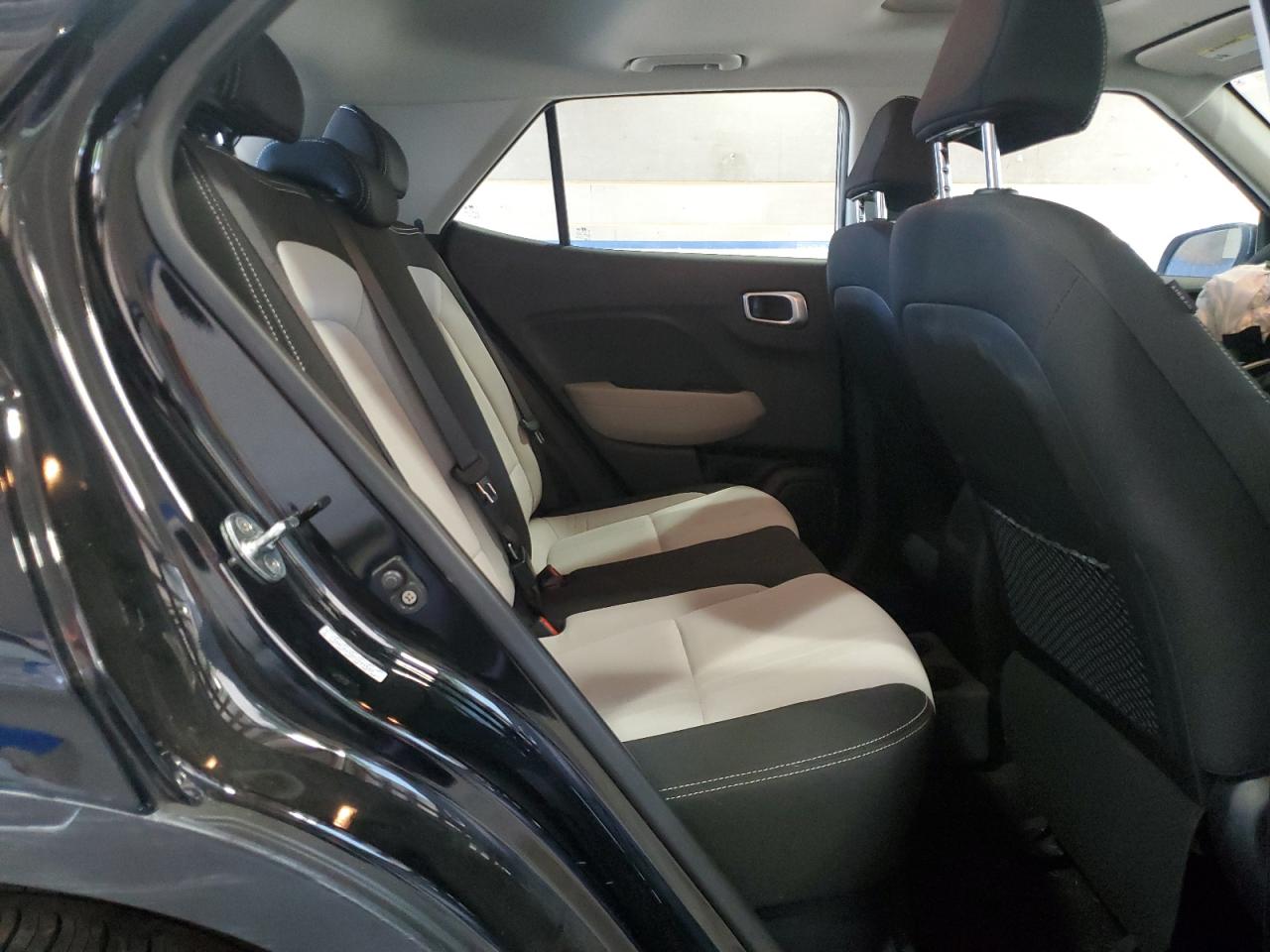 2023 Hyundai Venue Sel VIN: KMHRC8A32PU241532 Lot: 62352215
