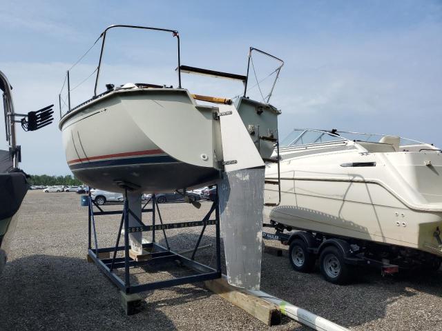 1985 SAIL BOAT BOAT  