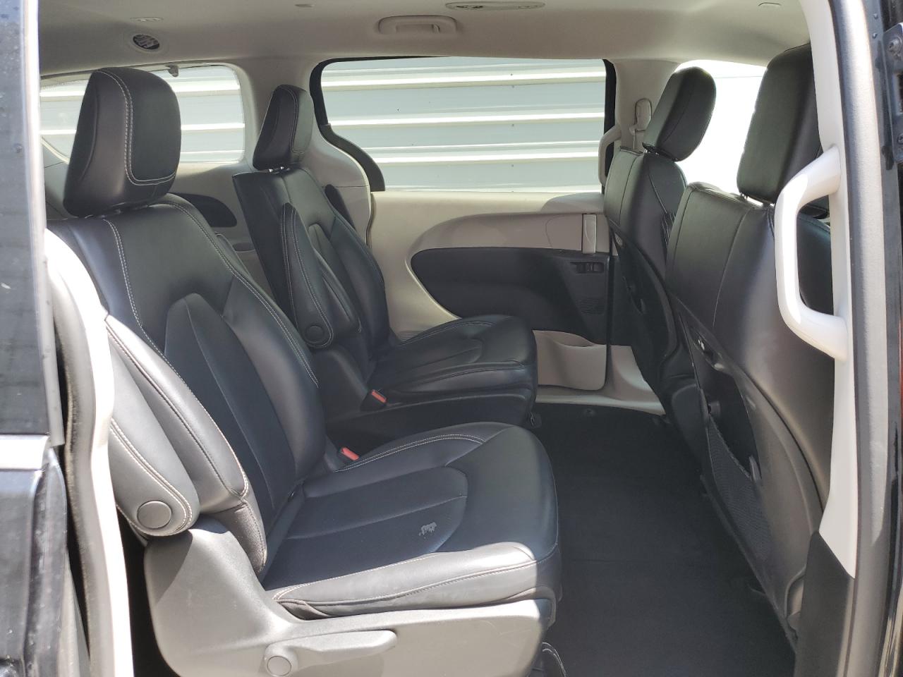 2023 Chrysler Pacifica Hybrid Touring L VIN: 2C4RC1L73PR608687 Lot: 62669165