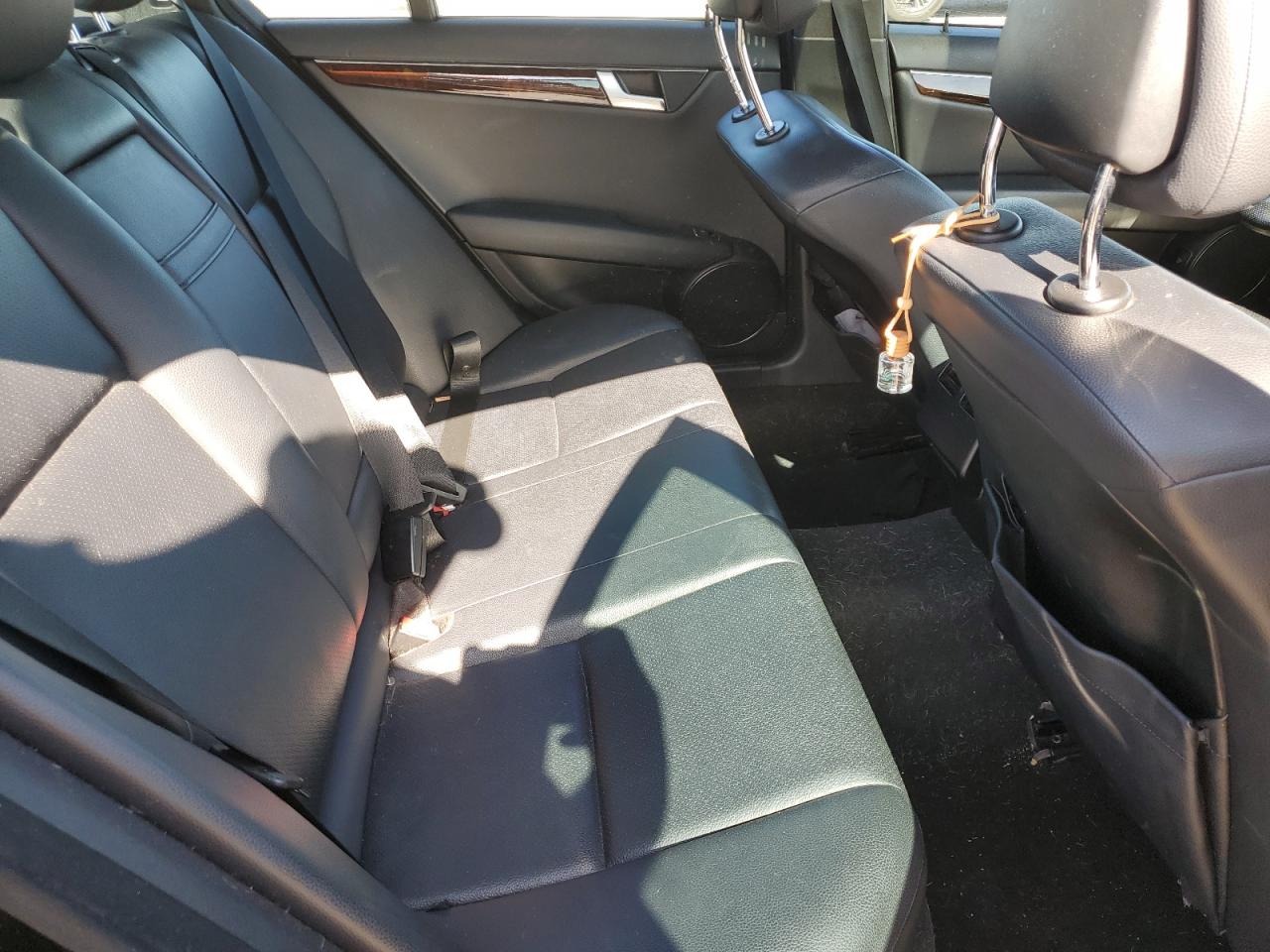 2012 Mercedes-Benz C 300 4Matic VIN: WDDGF8BB7CR238850 Lot: 61306345