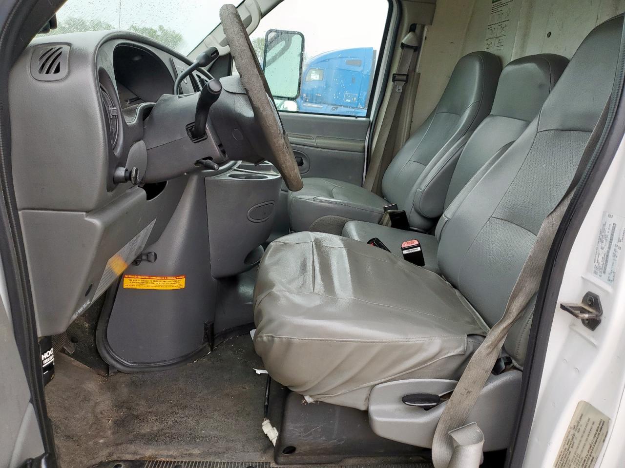 2006 Ford Econoline E450 Super Duty Cutaway Van VIN: 1FDXE45SX6DA57966 Lot: 85588425