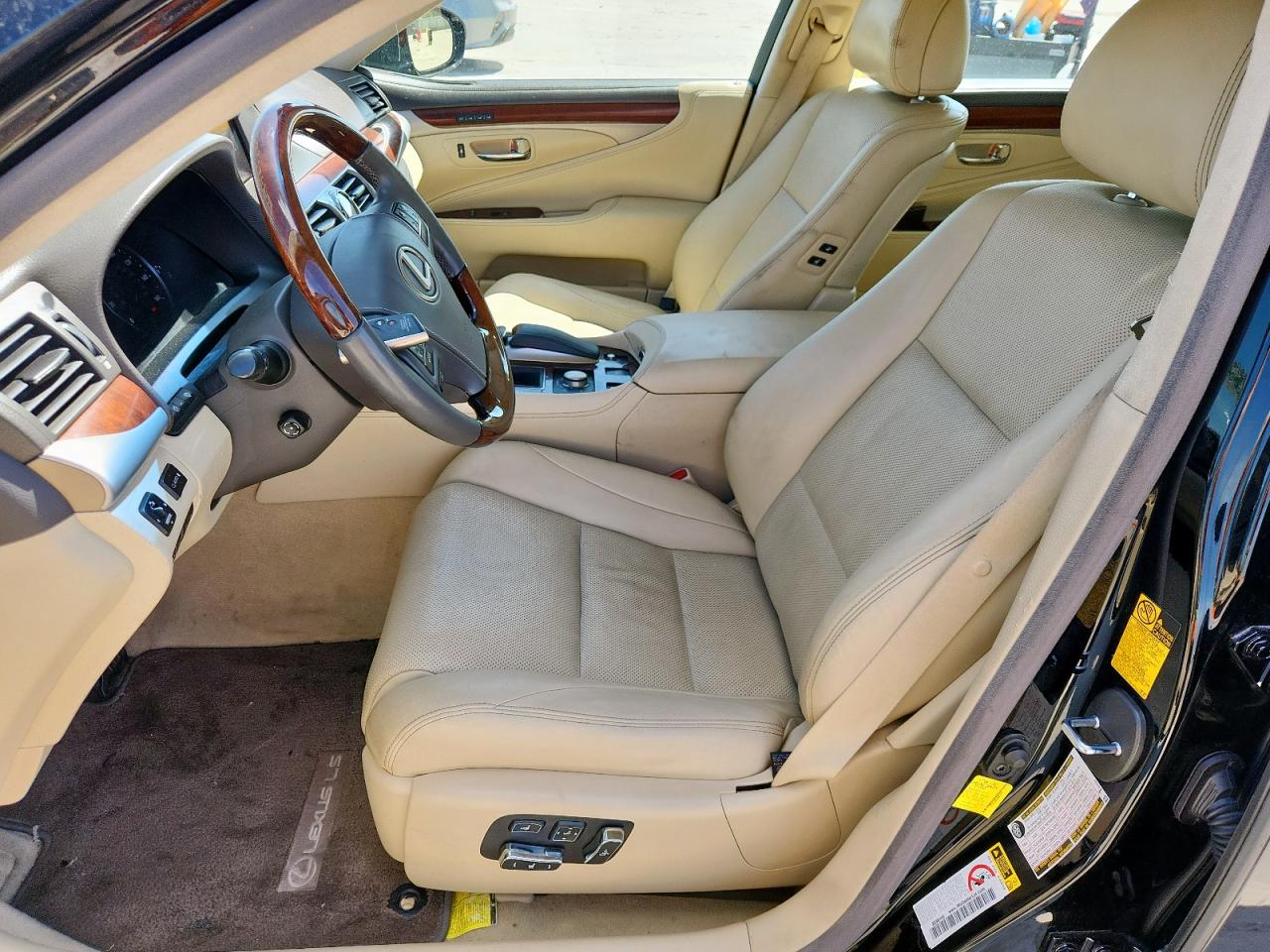 2014 Lexus Ls 460L VIN: JTHGL5EF3E5053378 Lot: 61666425