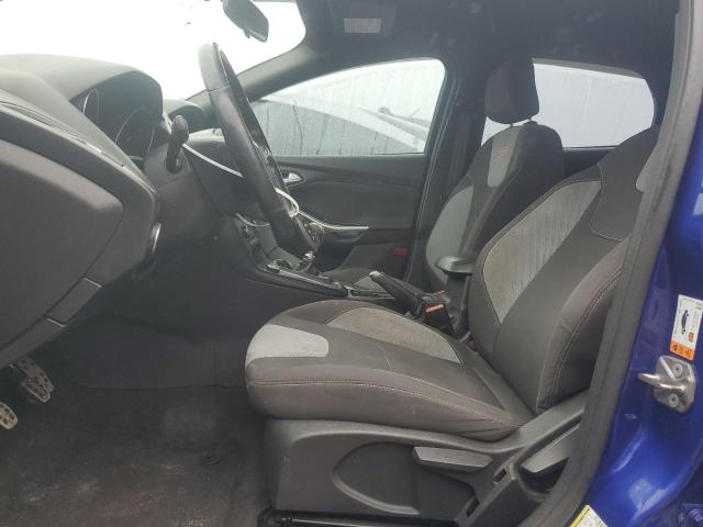 Hatchbacks FORD FOCUS 2015 Blue