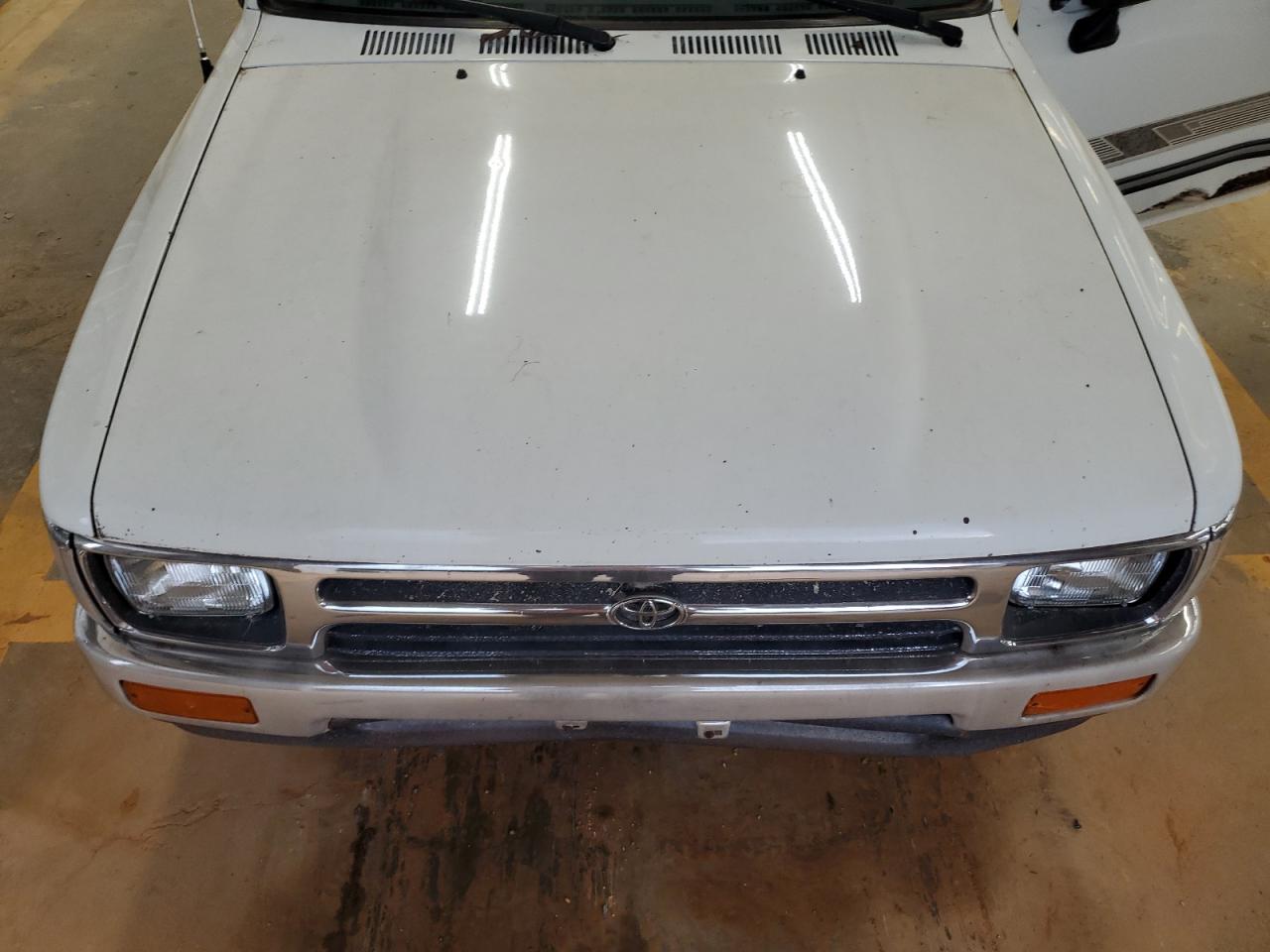 1993 Toyota Pickup 1/2 Ton Short Wheelbase Stb VIN: 4TARN81A7PZ140577 Lot: 61718835