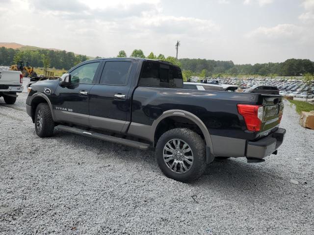  NISSAN TITAN 2017 Czarny