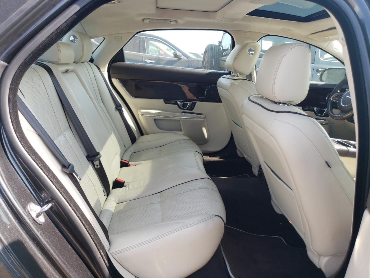 2015 Jaguar Xjl Portfolio VIN: SAJWJ2GD4F8V83521 Lot: 60898585