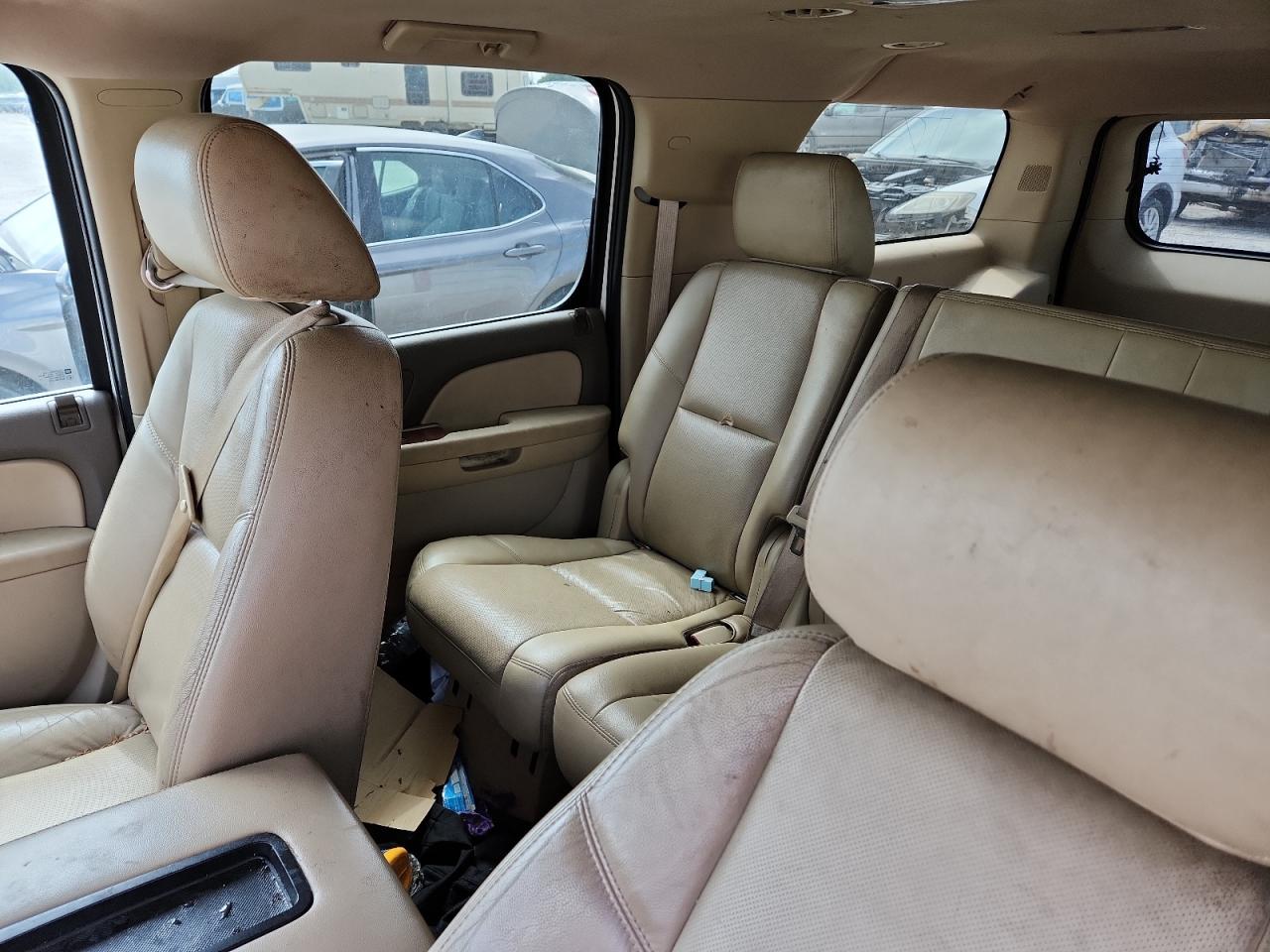 2012 Chevrolet Suburban K1500 Ltz VIN: 1GNSKKE7XCR106323 Lot: 60630435