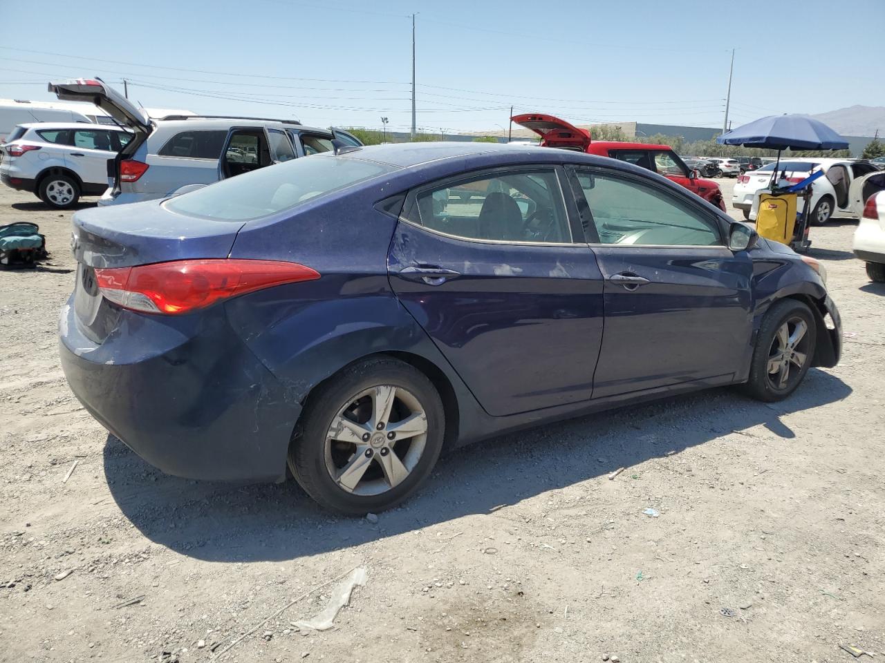 HYUNDAI ELANTRA 2013 VIN 5NPDH4AE6DH202779 zdjęcie 3