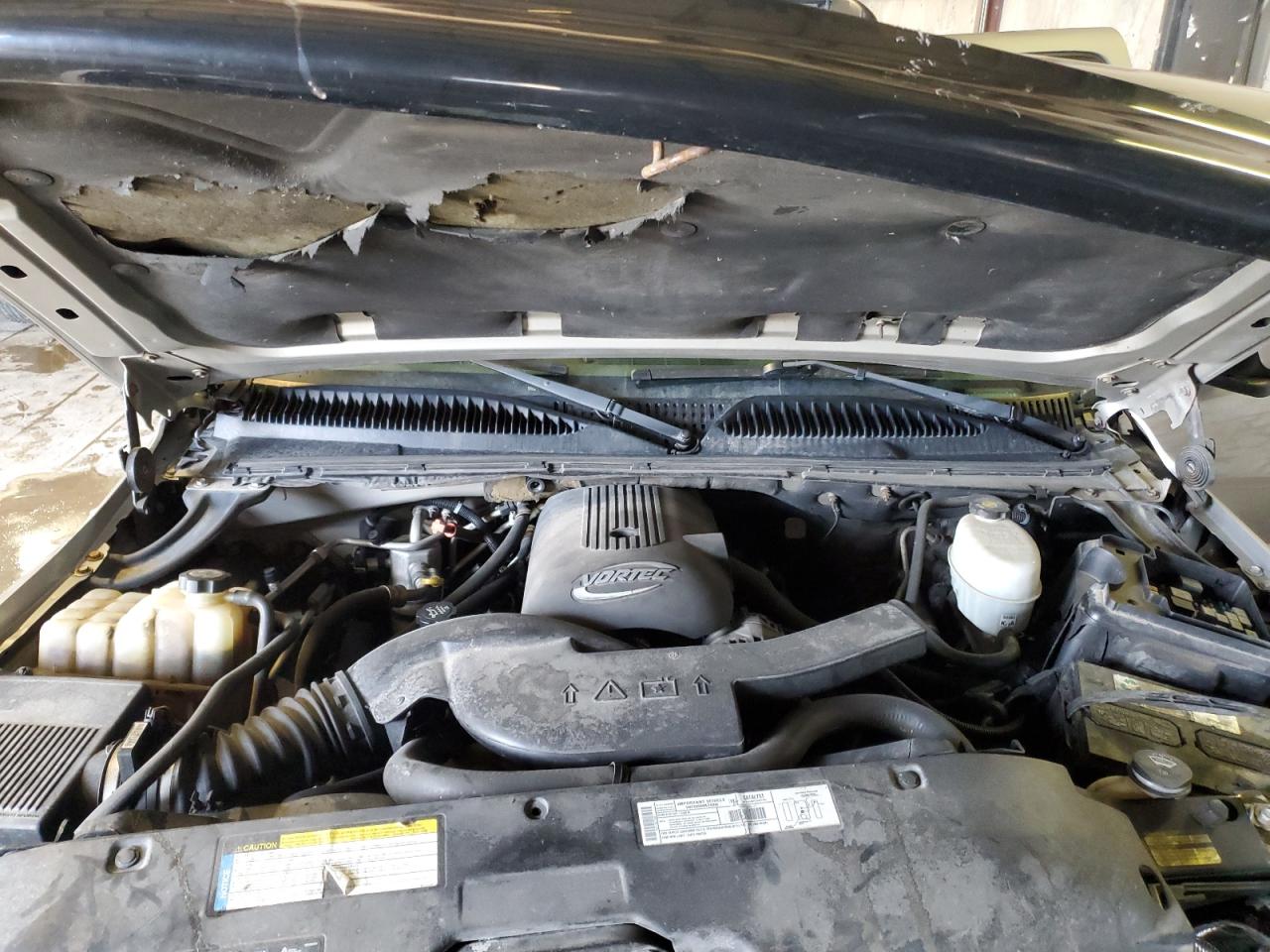 2005 Chevrolet Suburban K1500 VIN: 3GNFK16Z95G230940 Lot: 61540725