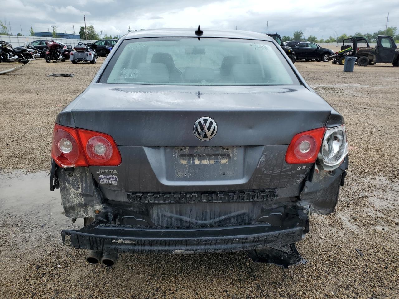 2007 Volkswagen Jetta 2.5 Option Package 1 VIN: 3VWSF71K57M106657 Lot: 61479105