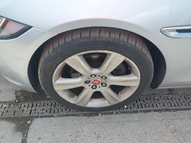 2015 JAGUAR XE PORTFOL