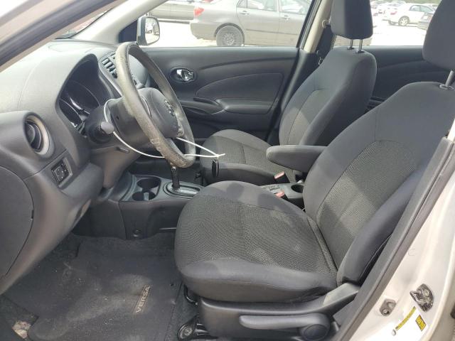  NISSAN VERSA 2013 Srebrny