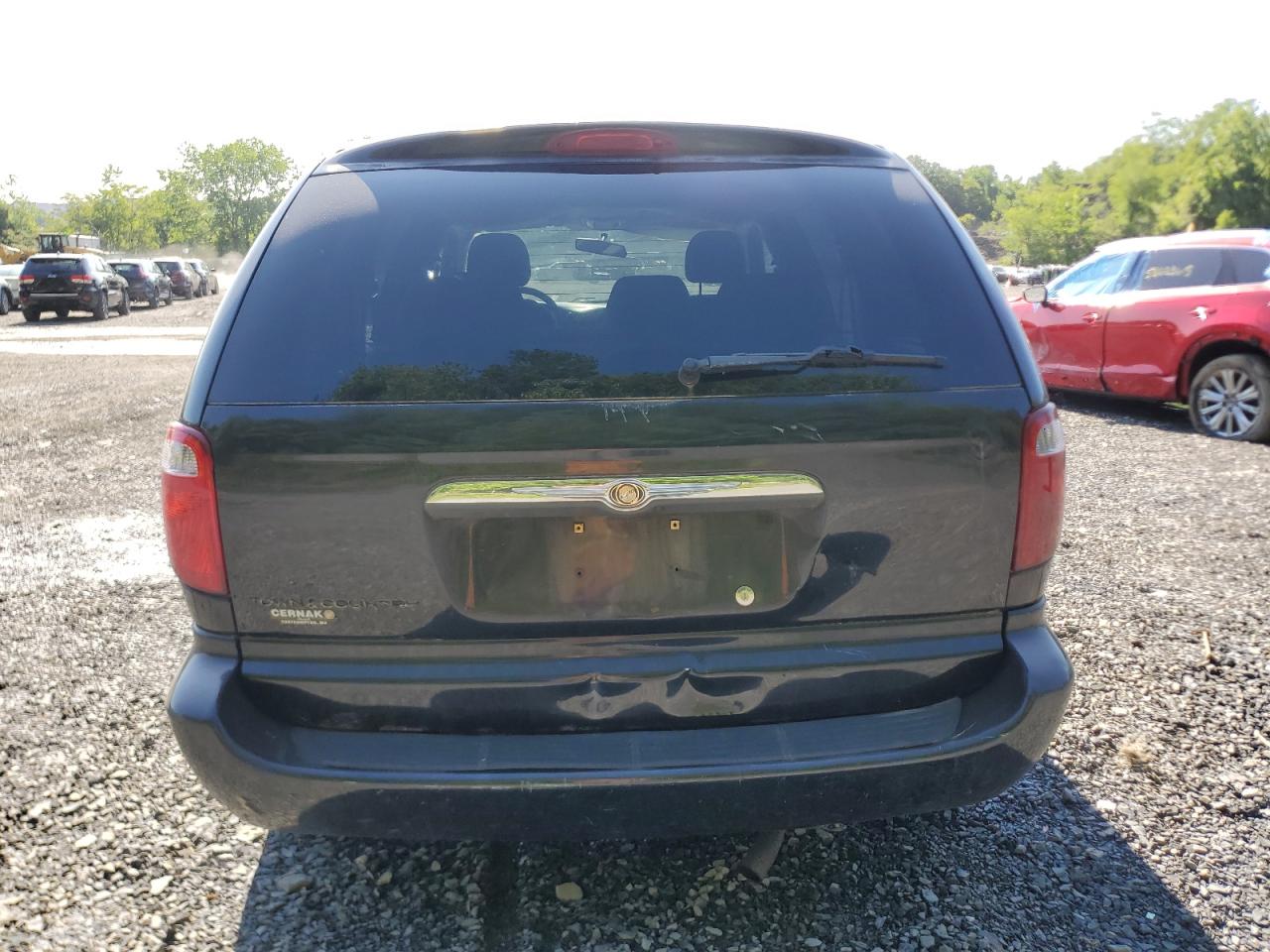 2006 Chrysler Town & Country VIN: 1A4GP45RX6B535742 Lot: 59025305