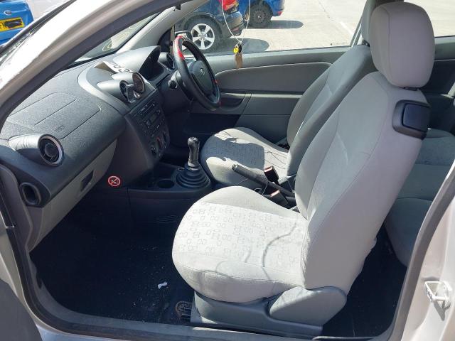 2003 FORD FIESTA LX