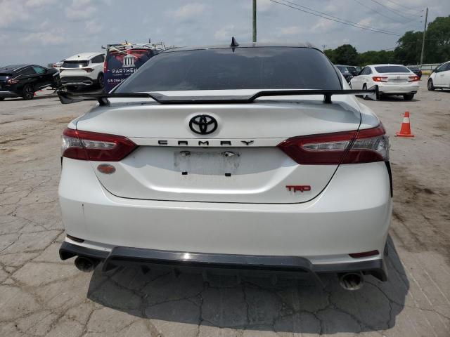  TOYOTA CAMRY 2020 Biały