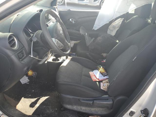 Sedans NISSAN VERSA 2016 Silver