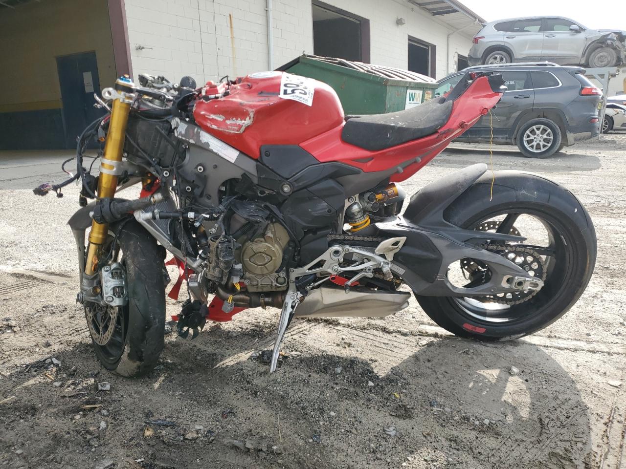 DUCATI PANIGALE 2025 VIN ZDMDAG6W8SB002562 фото 3