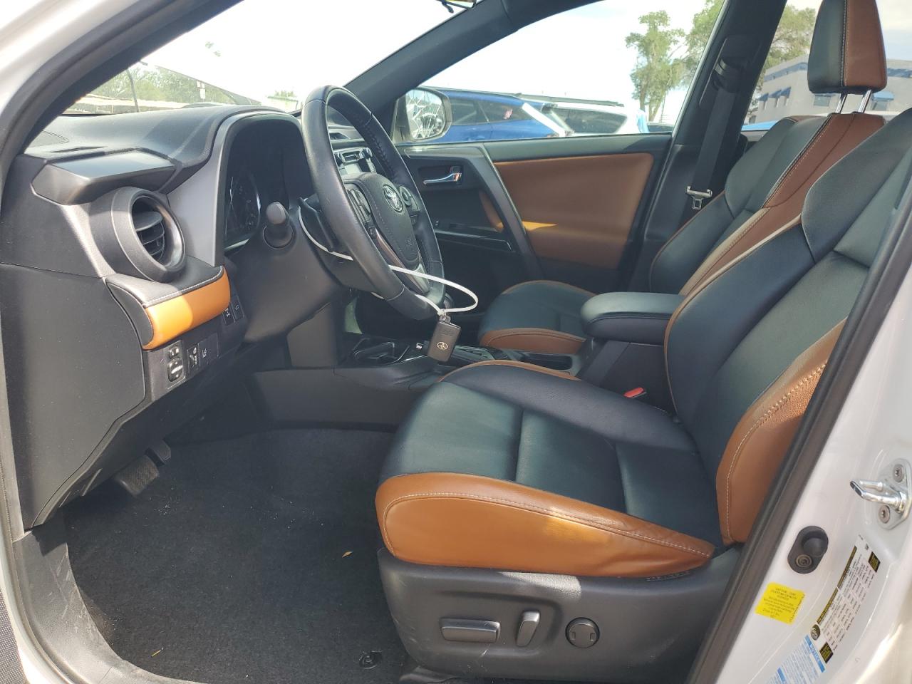 2017 Toyota Rav4 Se VIN: 2T3JFREV6HW601304 Lot: 61430565
