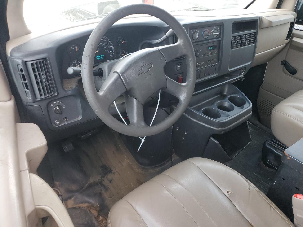2006 Chevrolet Express G2500 VIN: 1GCGG25V561174949 Lot: 51241815