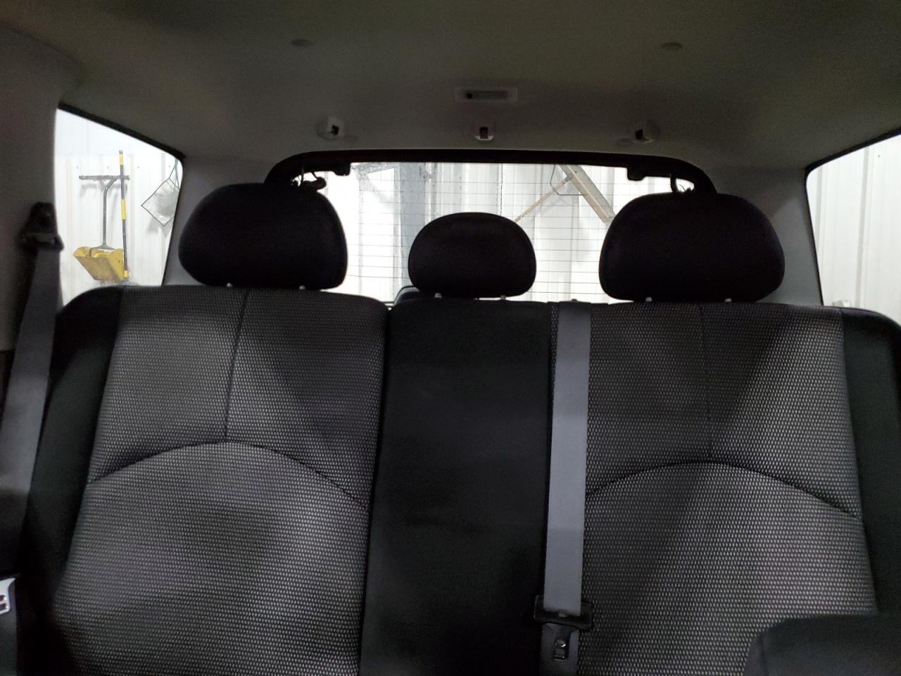 2005 Mazda Tribute S VIN: 4F2YZ04115KM36962 Lot: 61829285
