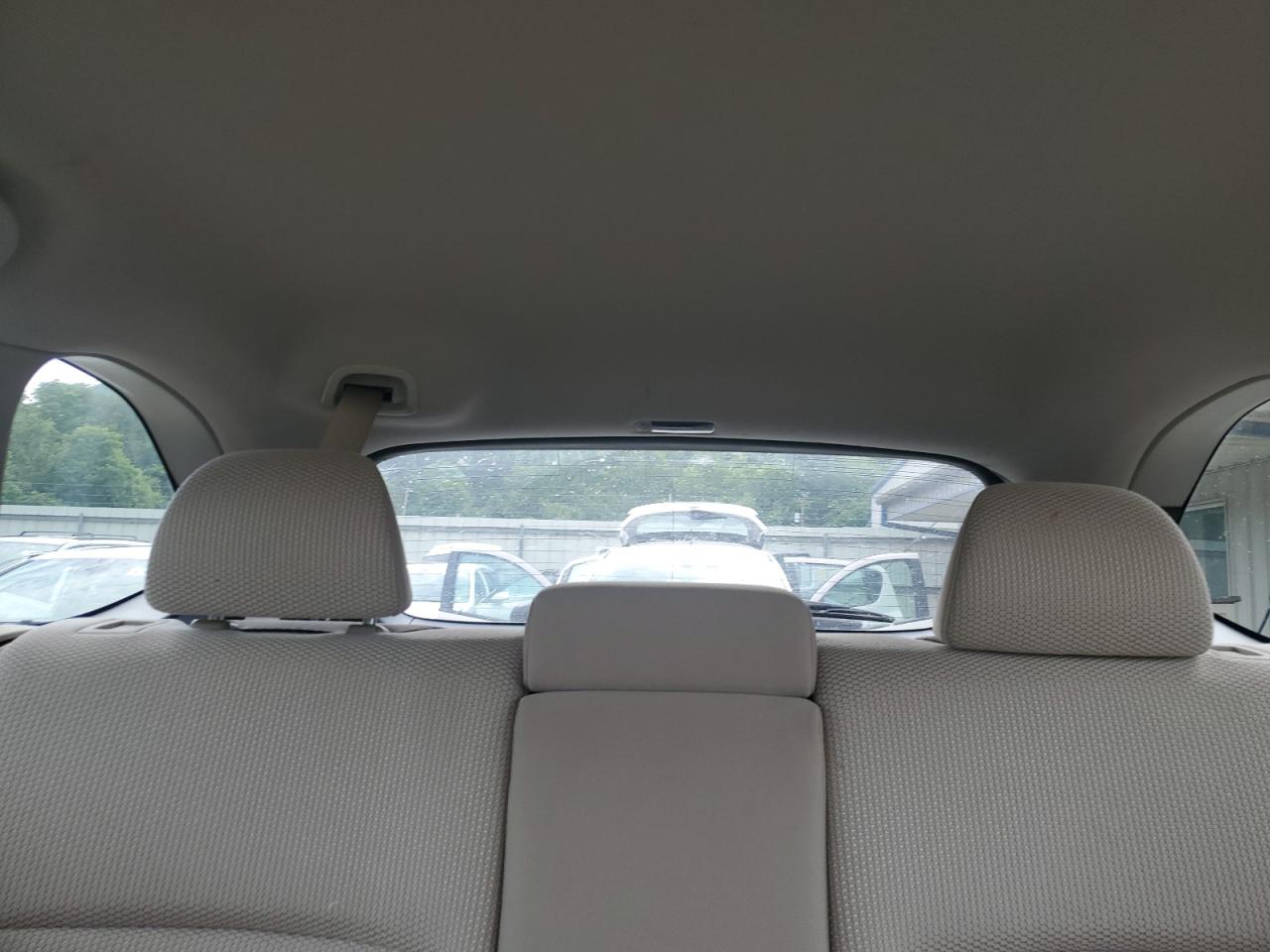 2018 Subaru Outback 2.5I Premium VIN: 4S4BSAFC2J3250085 Lot: 62555105