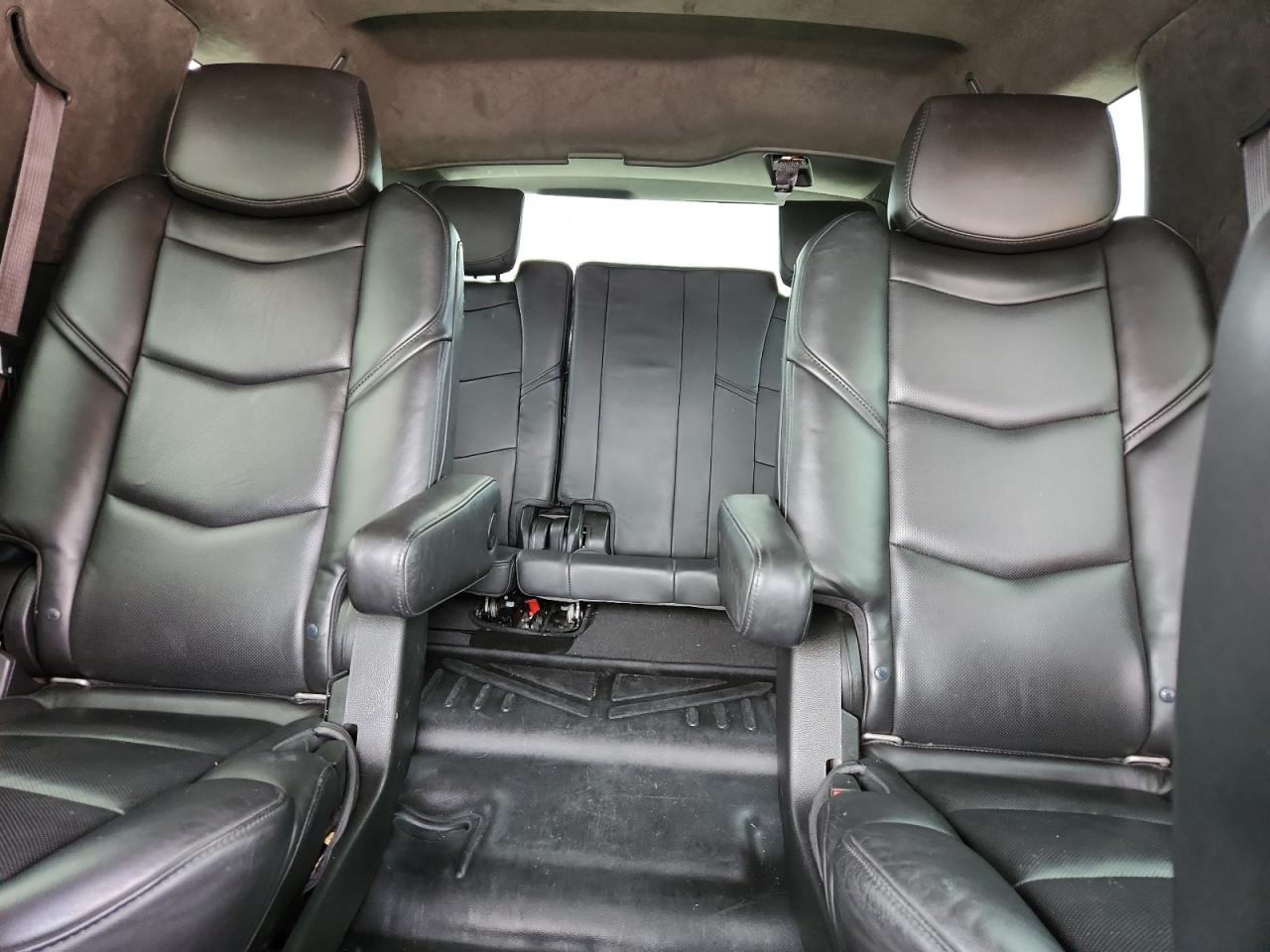2016 Cadillac Escalade Platinum VIN: 1GYS4DKJ2GR101910 Lot: 61184115