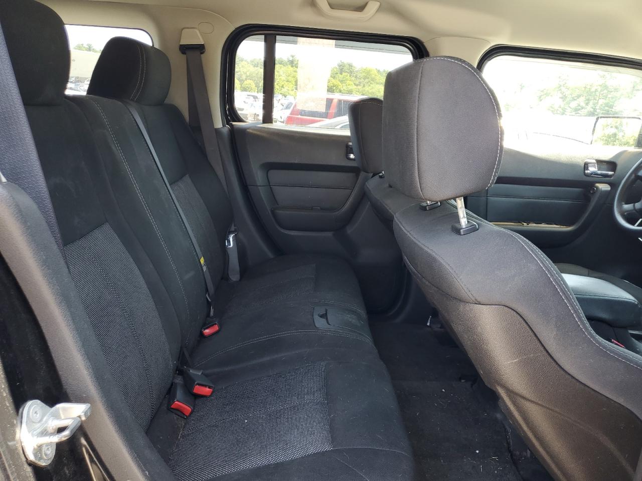 2006 Hummer H3 VIN: 5GTDN136668255456 Lot: 61402315