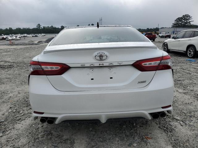  TOYOTA CAMRY 2019 Biały