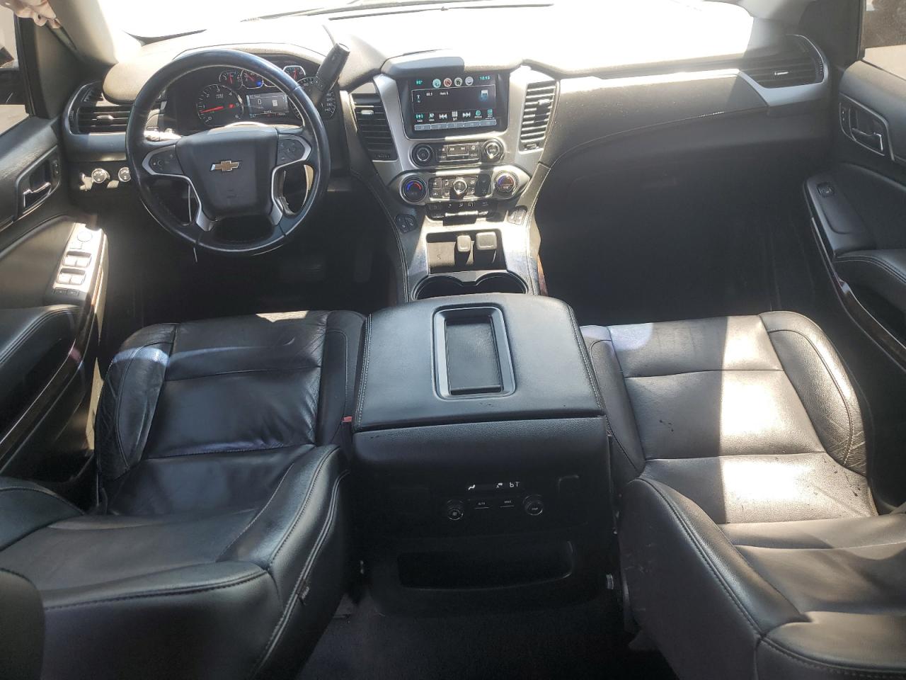 2019 Chevrolet Suburban K1500 Lt VIN: 1GNSKHKC8KR176762 Lot: 60338855