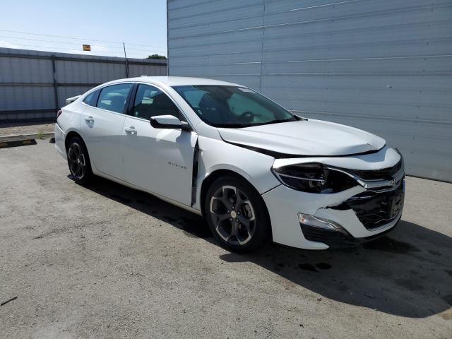  CHEVROLET MALIBU 2022 Белы
