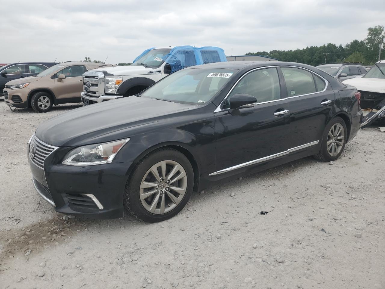 2013 Lexus Ls 460 de vânzare în Wayland, MI - Front End