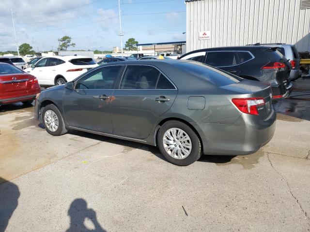  TOYOTA CAMRY 2013 Srebrny
