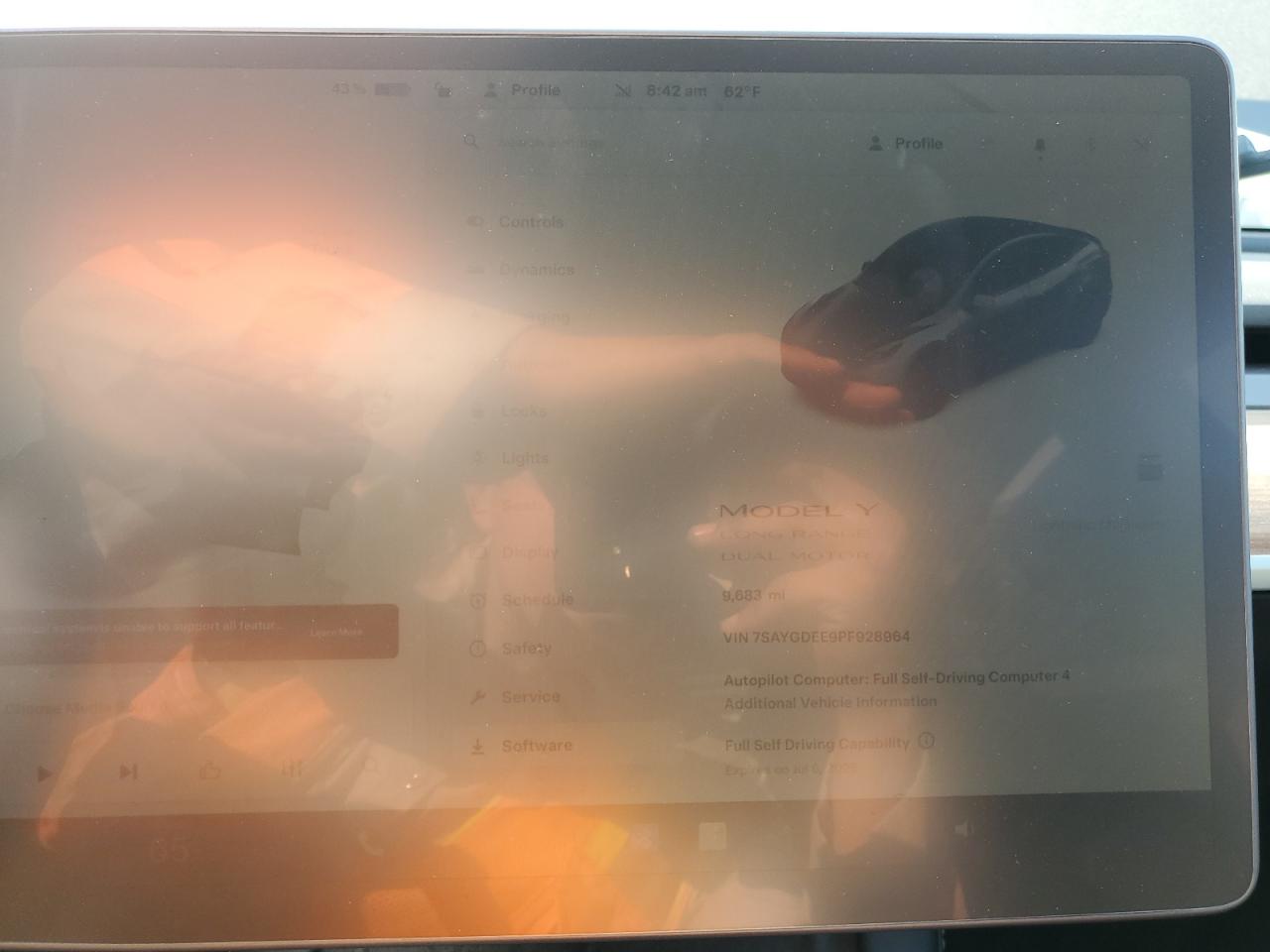 2023 Tesla Model Y VIN: 7SAYGDEE9PF928964 Lot: 61778455