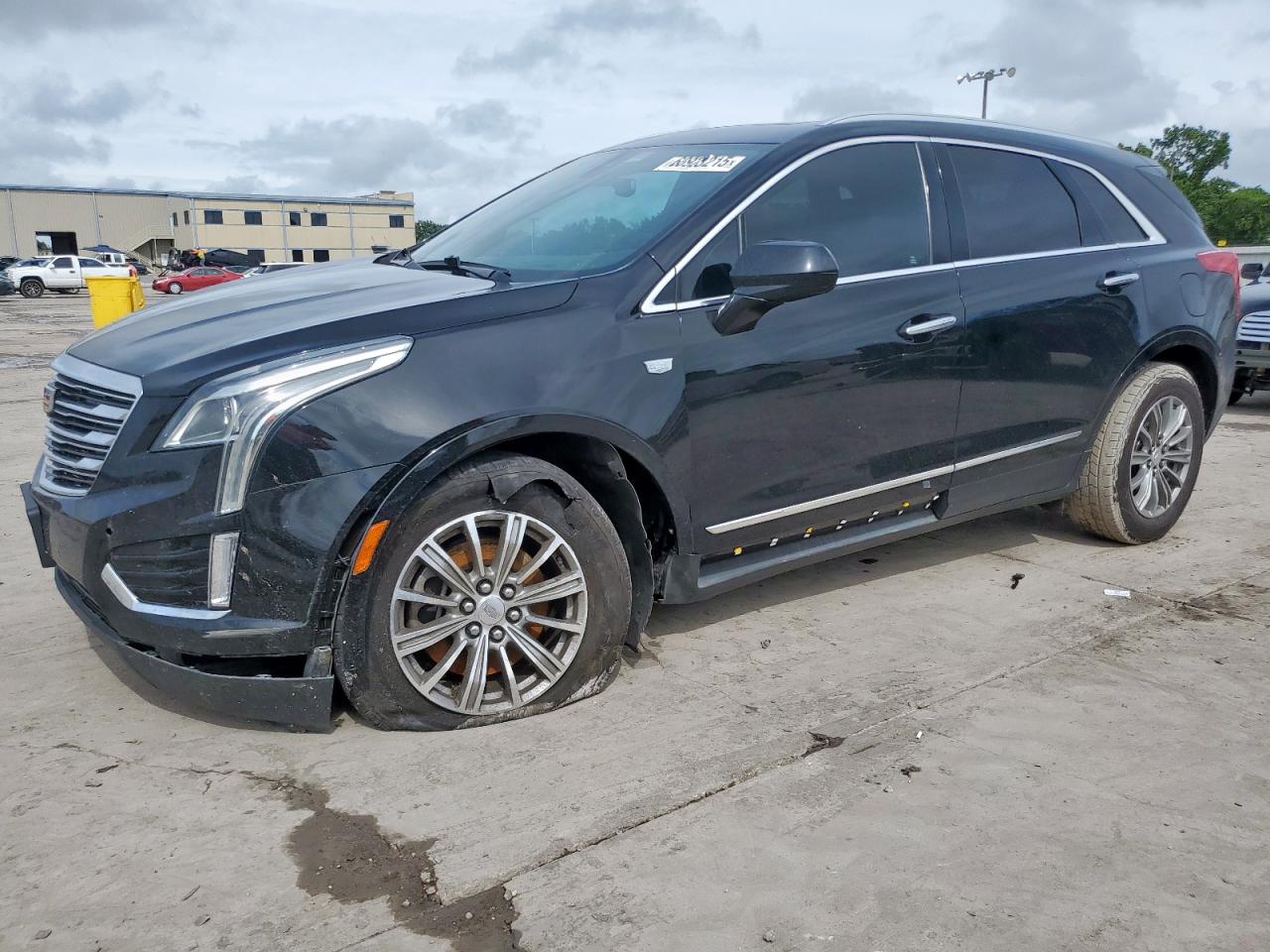 1GYKNBRS3HZ101867 CADILLAC XT5 Photo 1