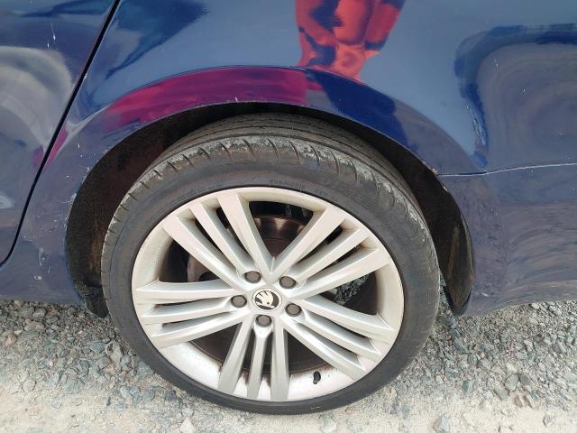 2014 SKODA SUPERB