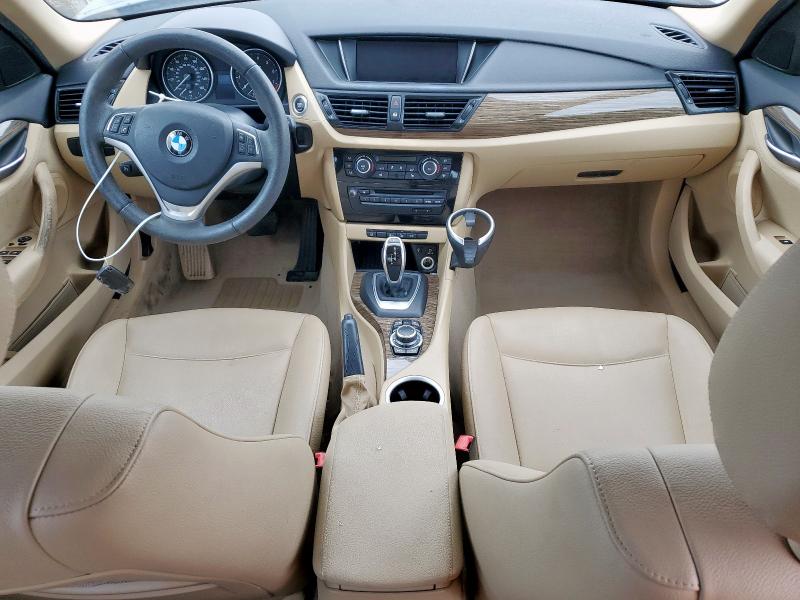 Crossovers BMW X1 2014 Szary