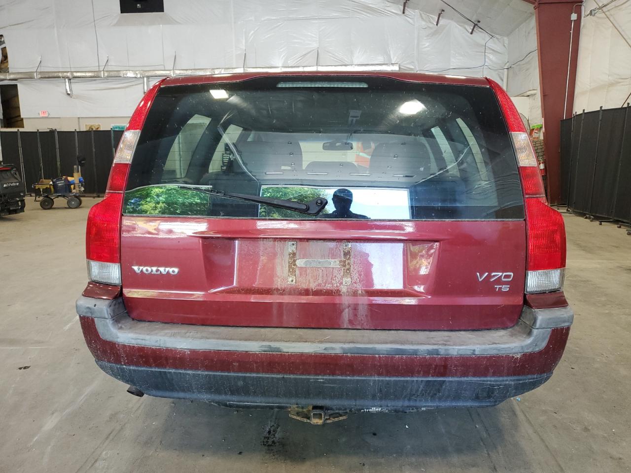 2001 Volvo V70 T5 Turbo VIN: YV1SW53D612103815 Lot: 61205855