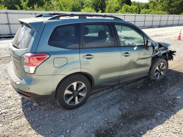  SUBARU FORESTER 2018 Зеленый