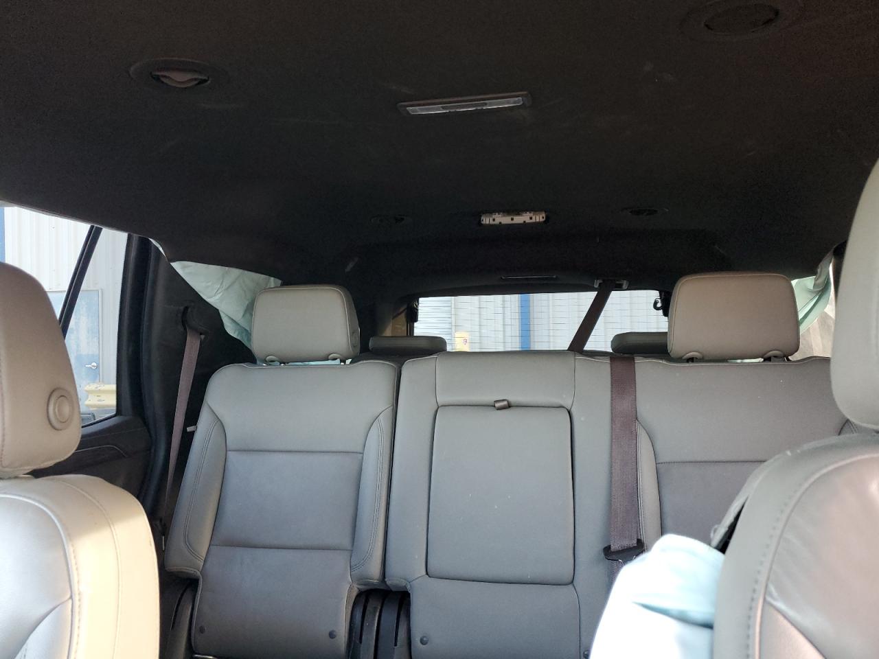 2022 Chevrolet Tahoe K1500 Z71 VIN: 1GNSKPKD2NR215630 Lot: 60919775