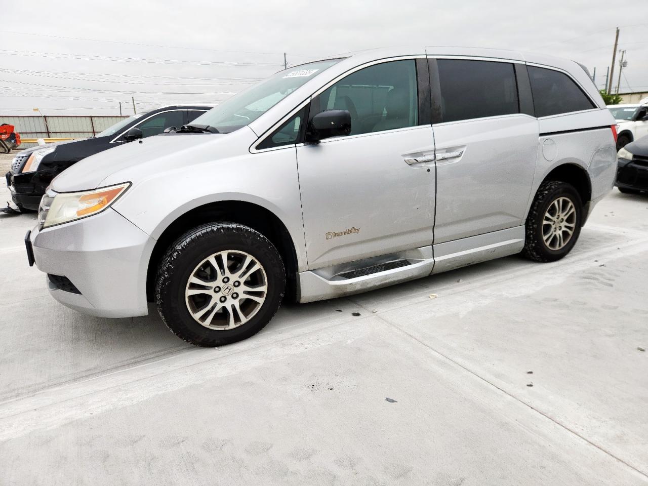 Haslet, TX에서 판매 중인 2013 Honda Odyssey Exl - Side