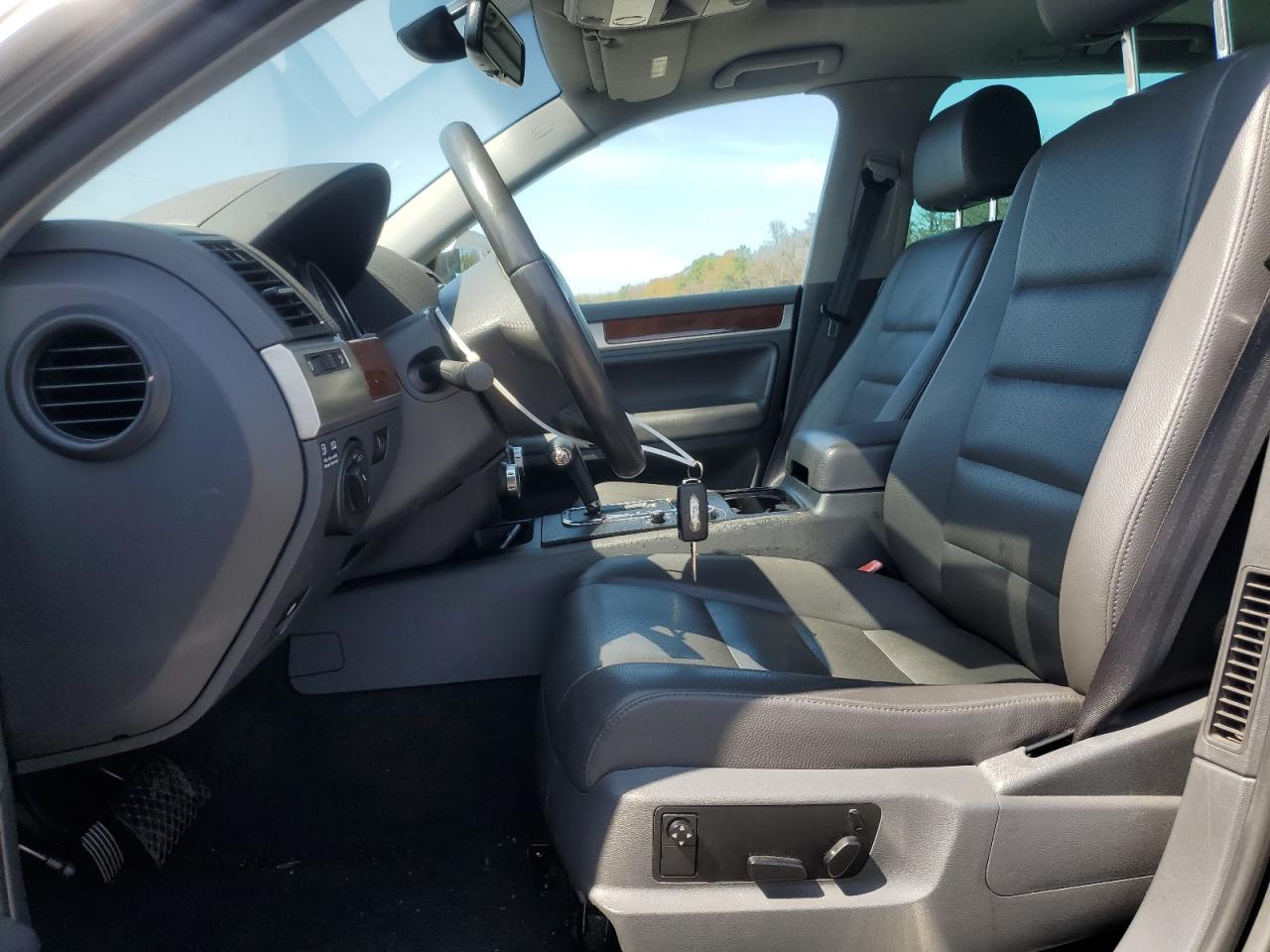 2010 Volkswagen Touareg Tdi VIN: WVGFK7A98AD003633 Lot: 63271165