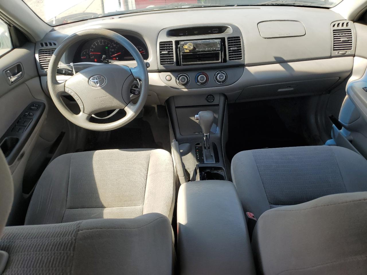 2005 Toyota Camry Le VIN: 4T1BE32K55U410458 Lot: 61082745