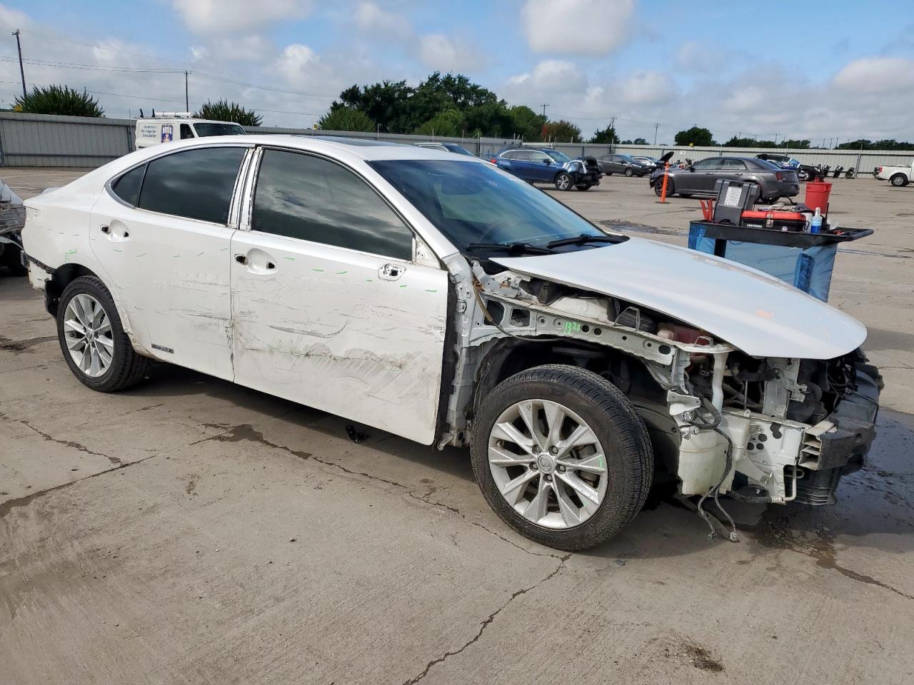 LEXUS ES300 2014 VIN JTHBW1GG0E2059169 zdjęcie 4